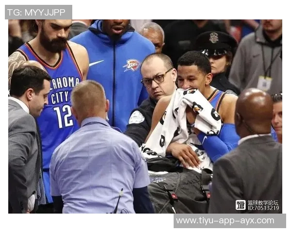 中锋莱夫利因右脚手术赛季报销预计下季训练营复出